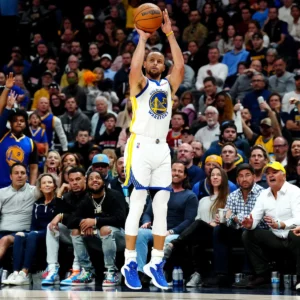 Curry’s records
